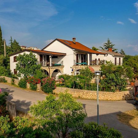 Apartmani Strott Pinezići Exterior foto
