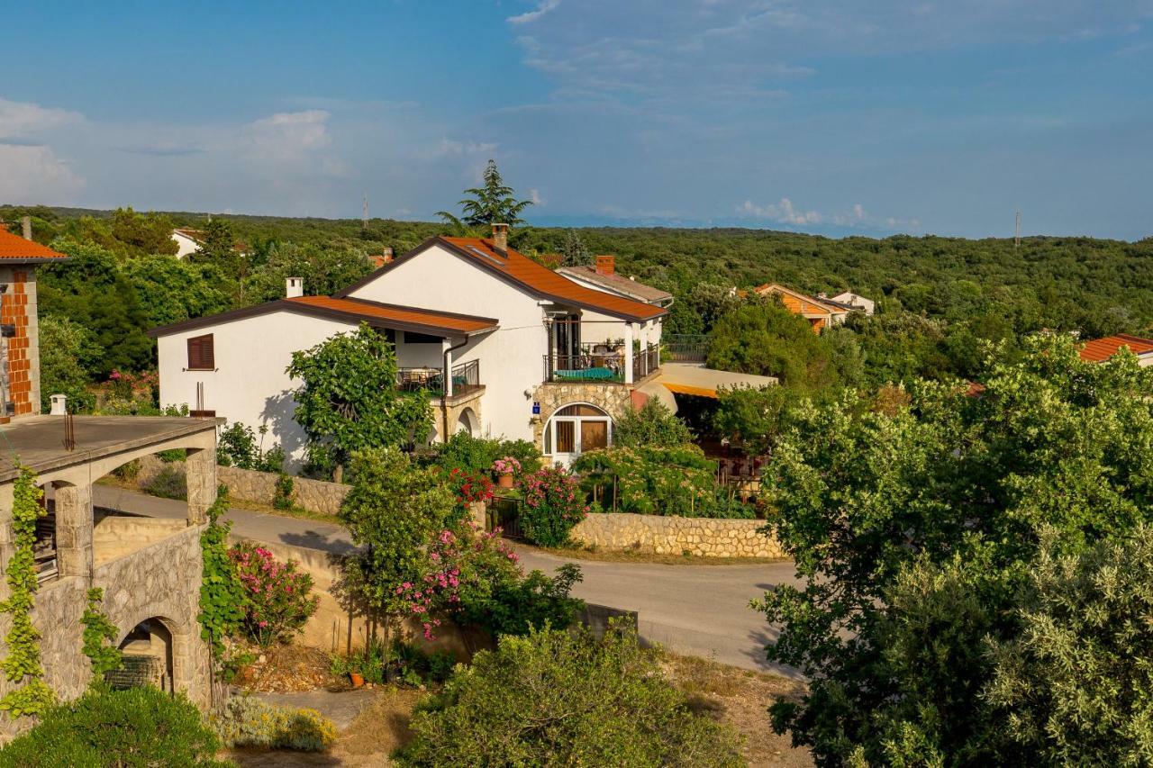 Apartmani Strott Pinezići Exterior foto